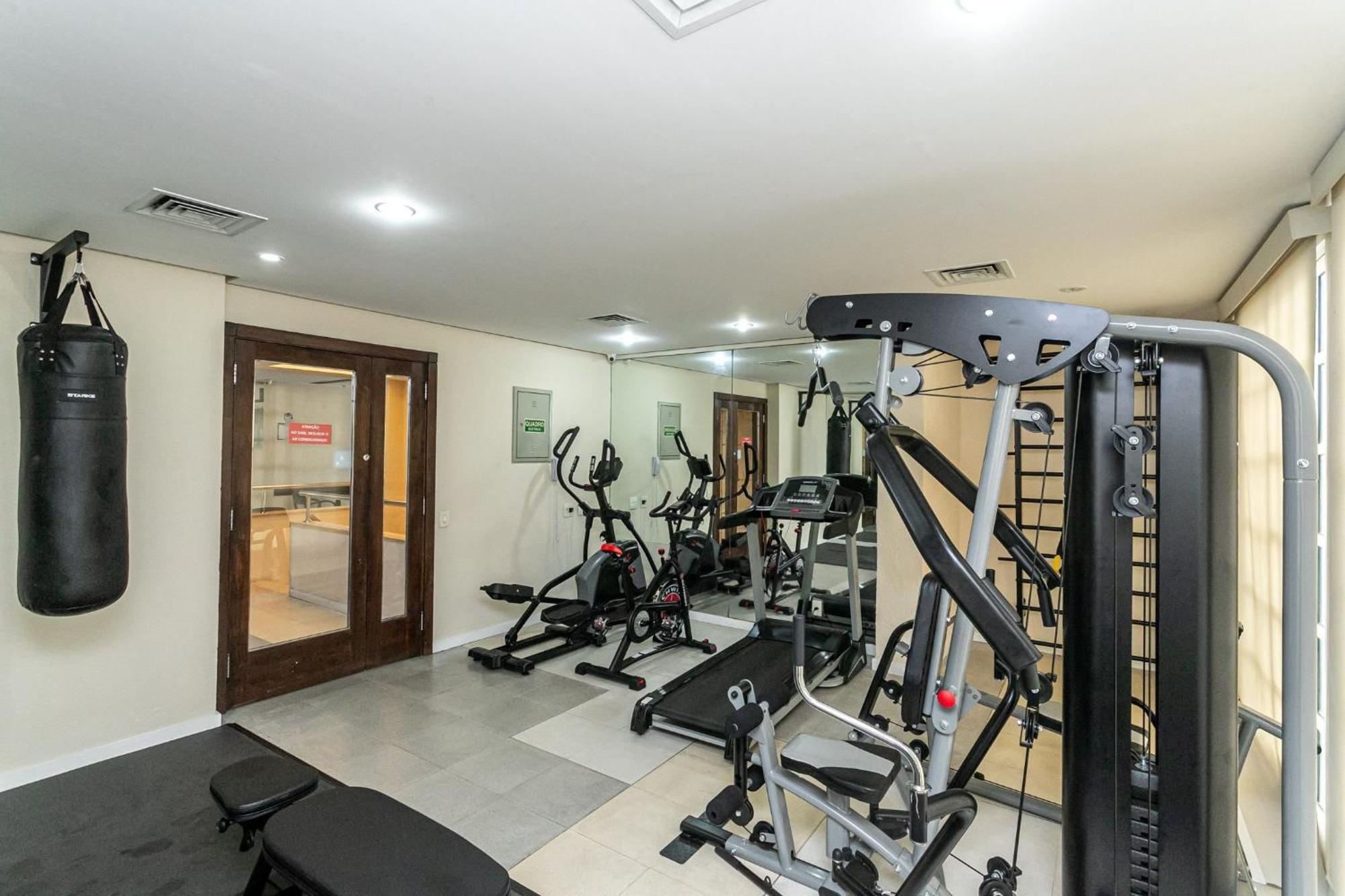 Predio Com Servicos Ao Lado Da De Copacabana Apartamento *