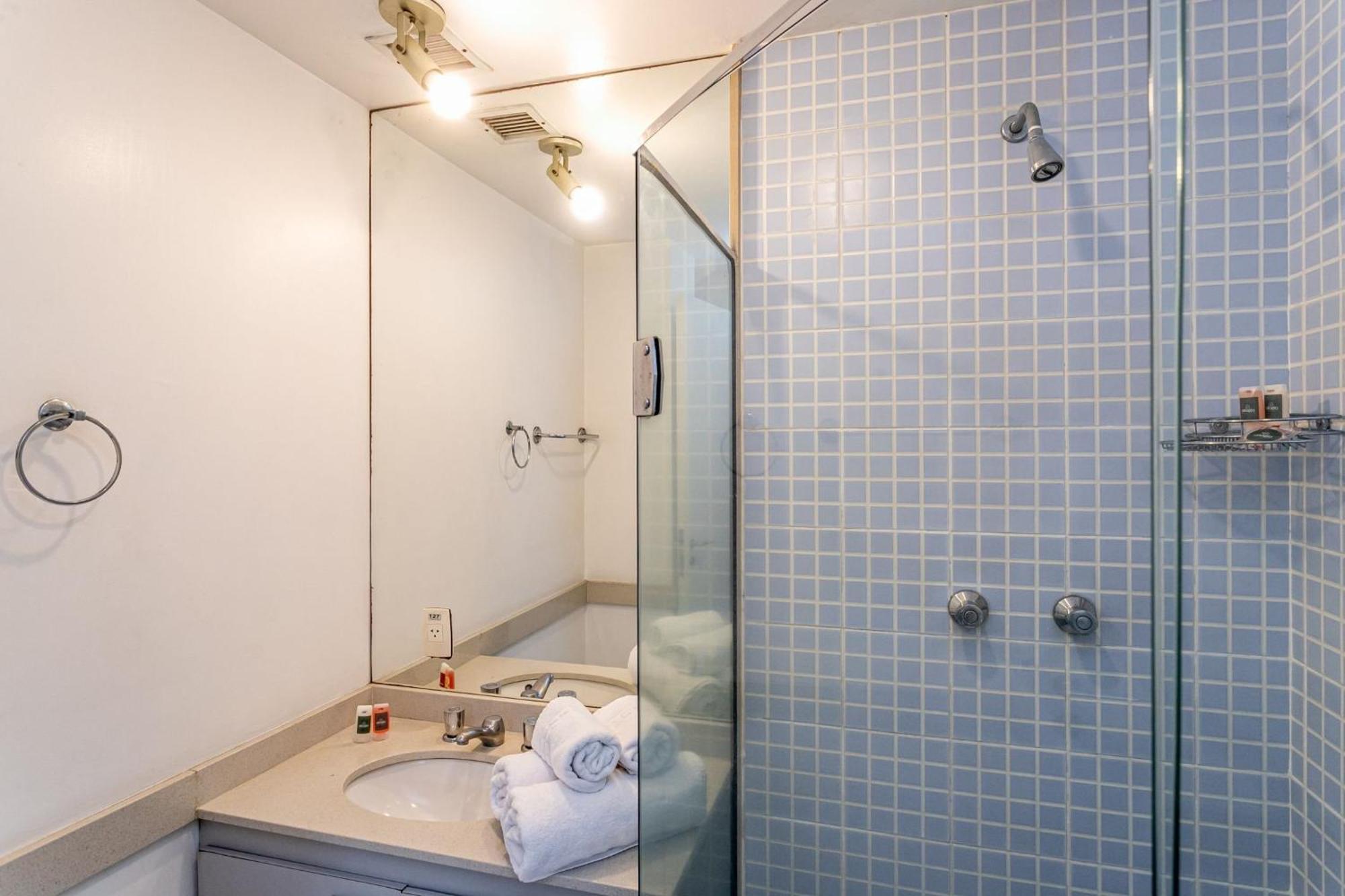 Apartamento Predio Com Servicos Ao Lado Da De Copacabana